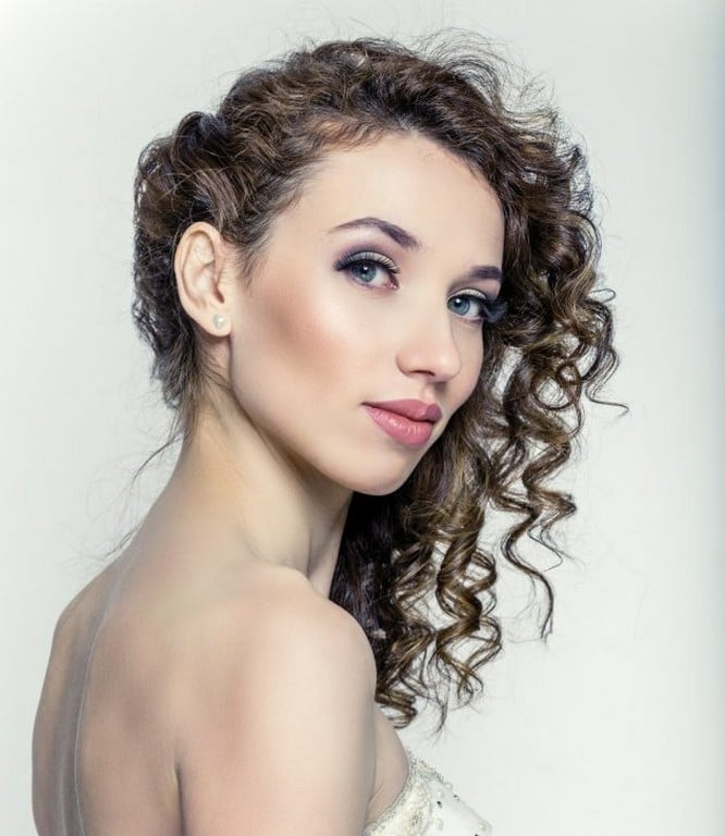penteado cabelo solto dividido lateral