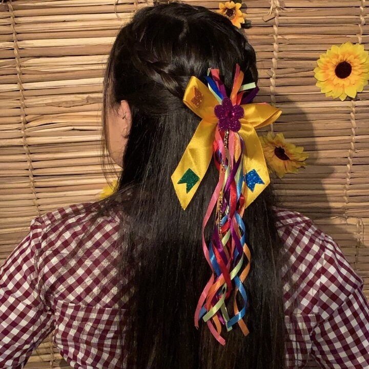 penteado junino com laço