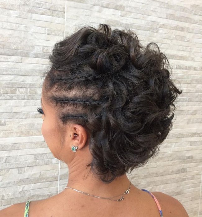 penteado afro curto