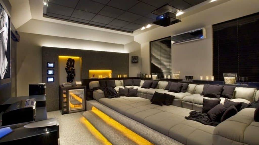 montar sala de cinema em casa