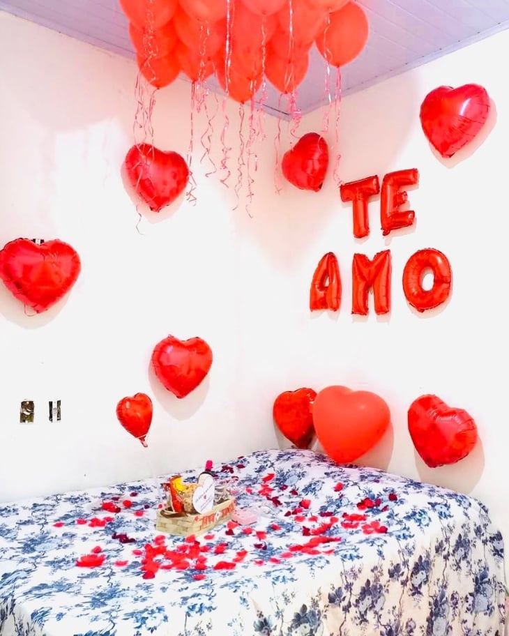 decoração simples para quarto romântico