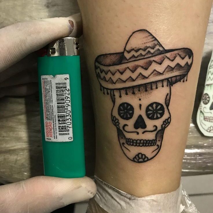 tatuagem masculina pulso simples