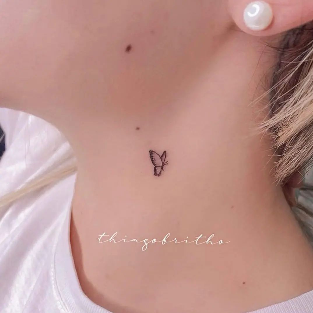 tatuagem de pescoço feminina