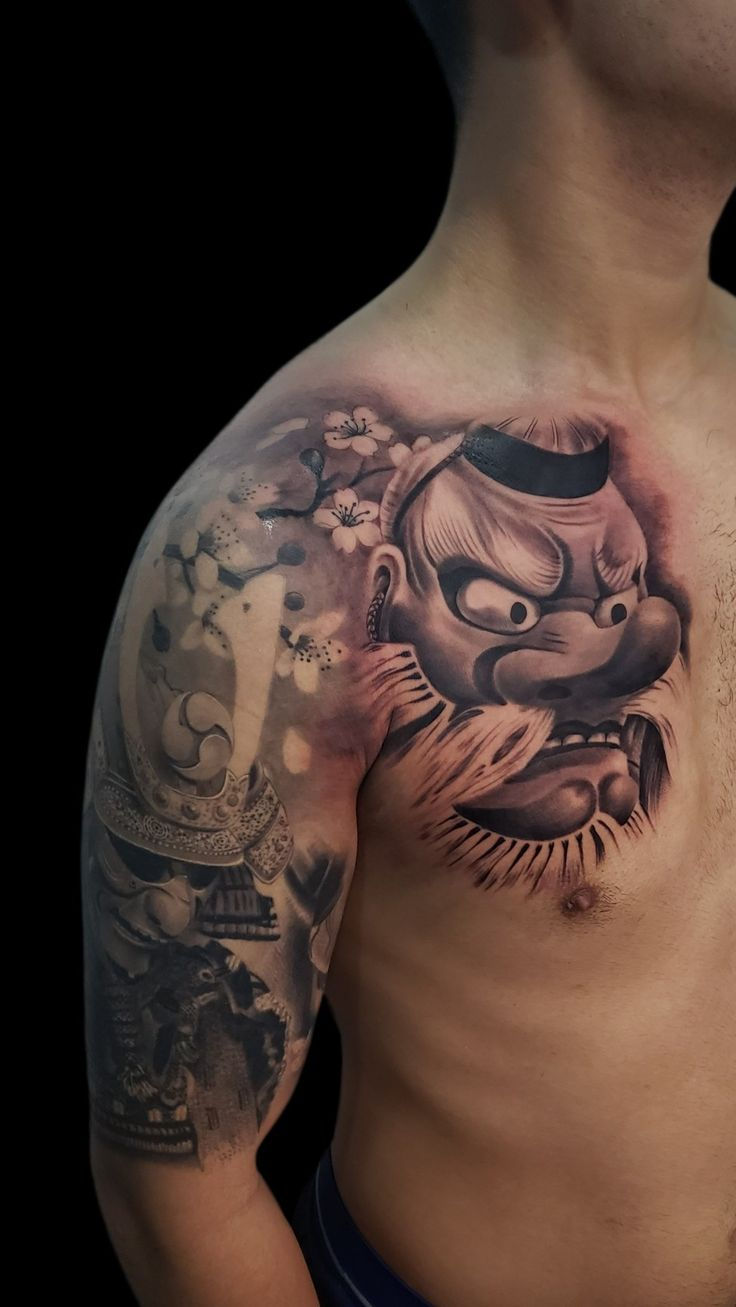 tatuagem tengu preto e cinza