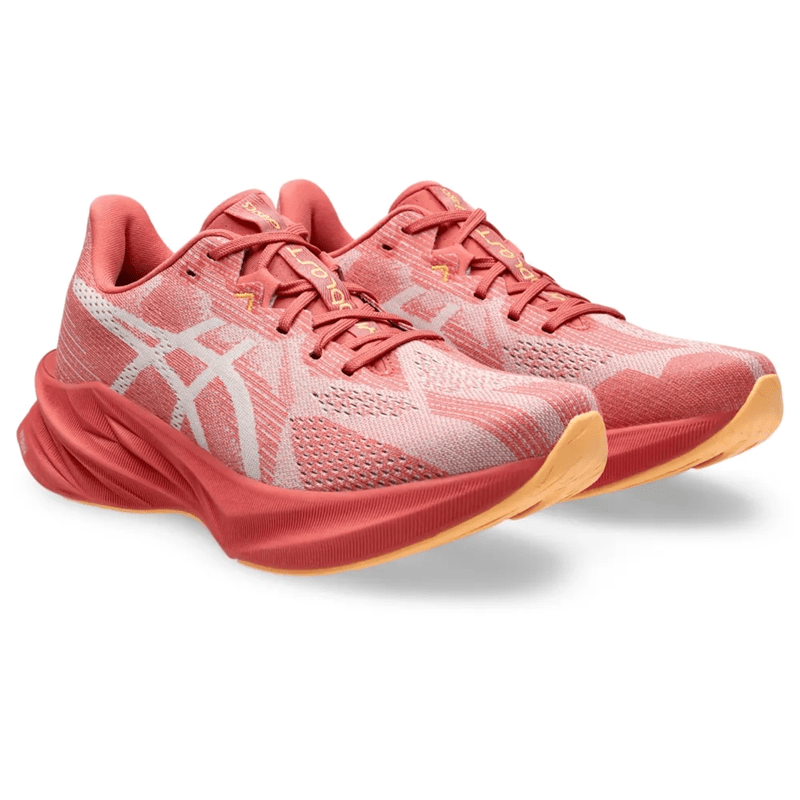 tenis asics feminino estiloso