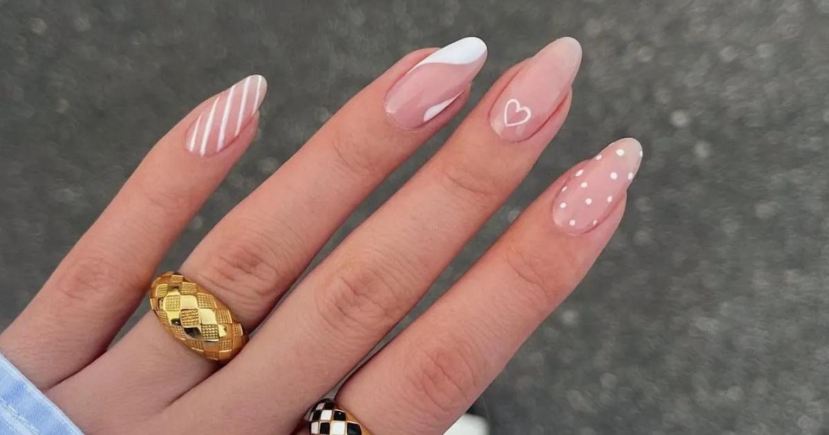 Decoração de unhas de gel
