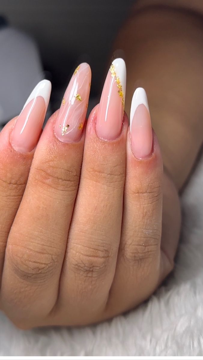 unhas amendoadas lixa