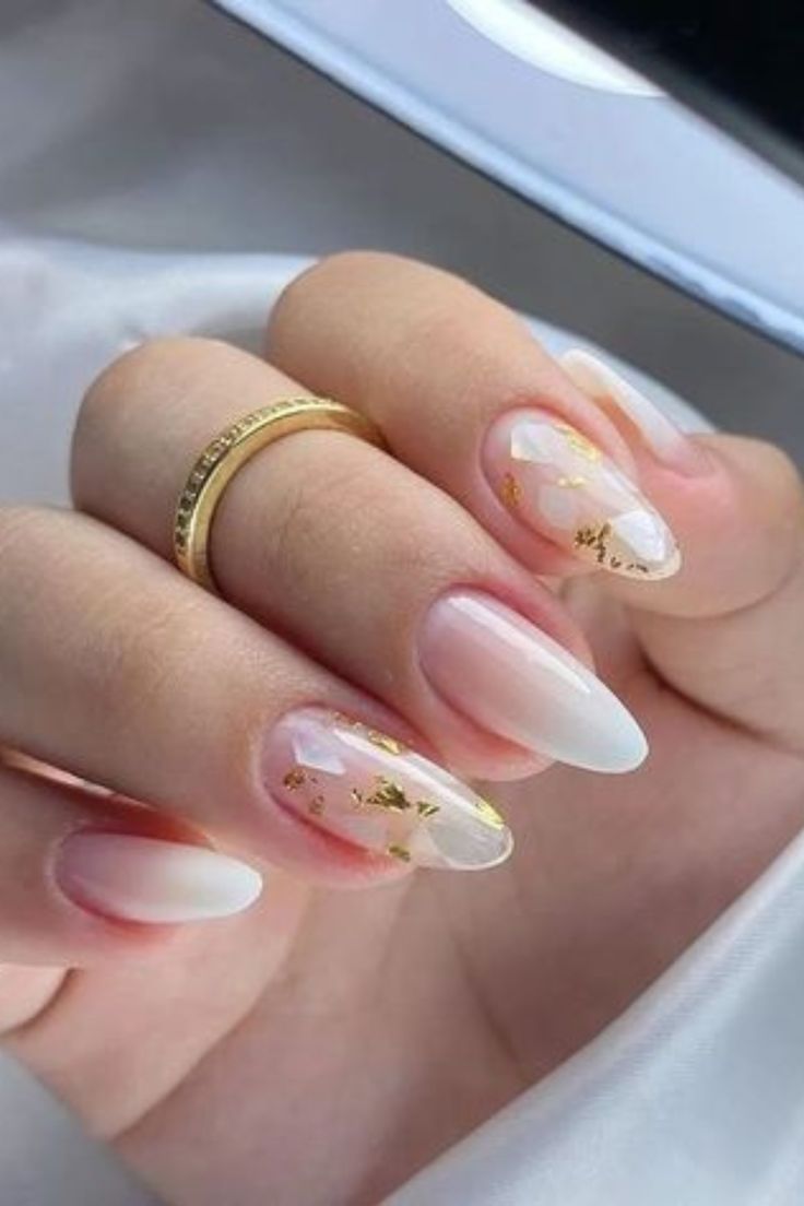 unhas amendoadas lixa