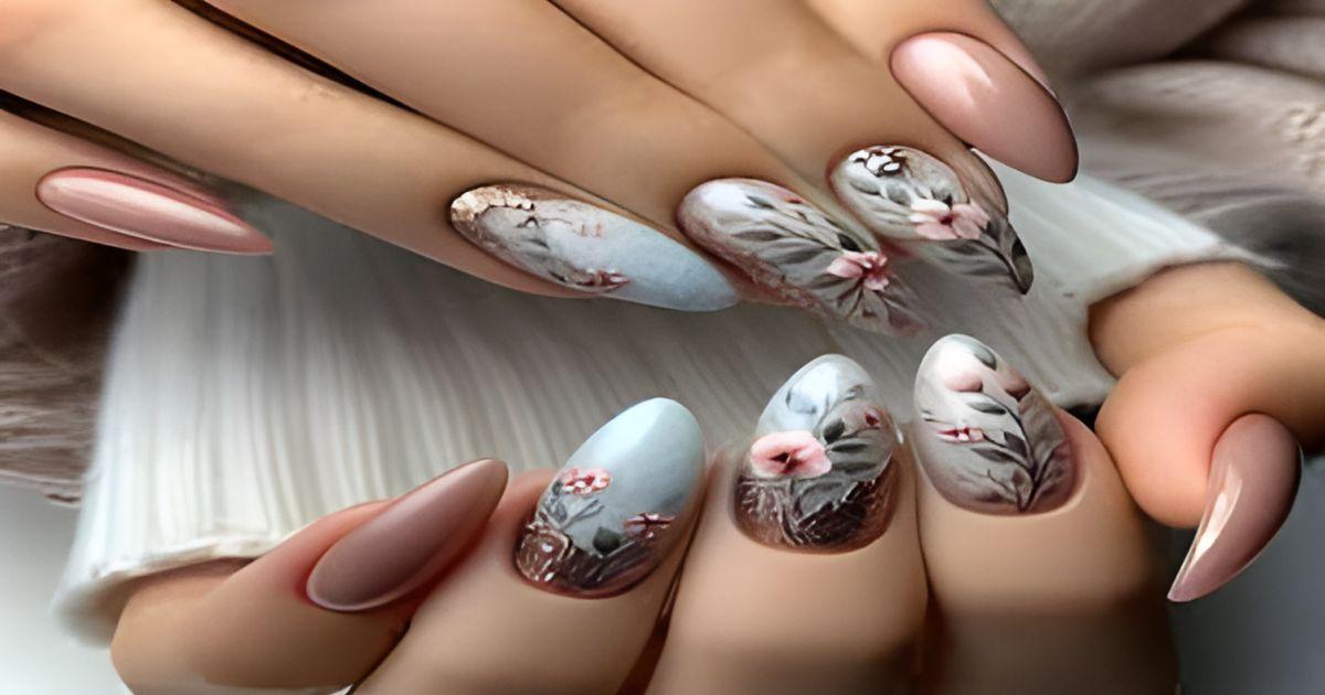 unhas amendoadas com glitter