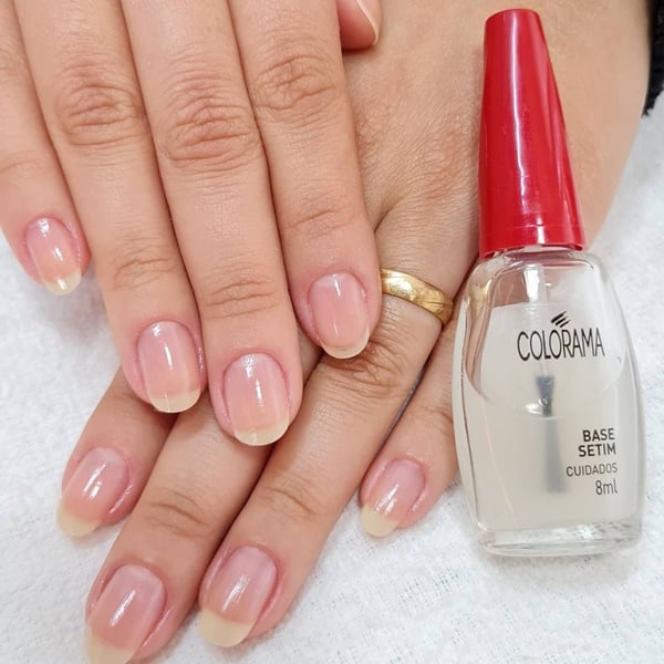 unhas de gel arredondadas