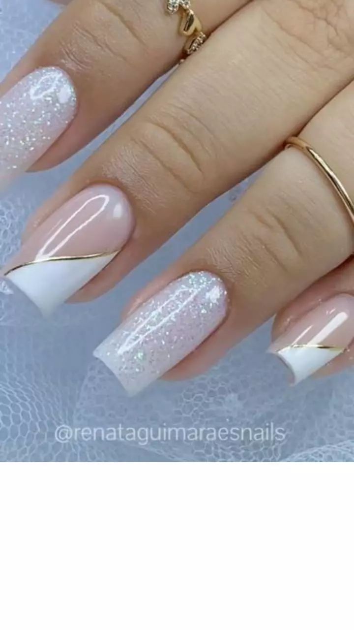 unhas brancas delicadas simples