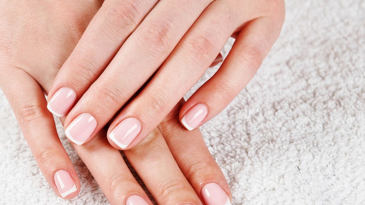 unhas curtas sofisticadas