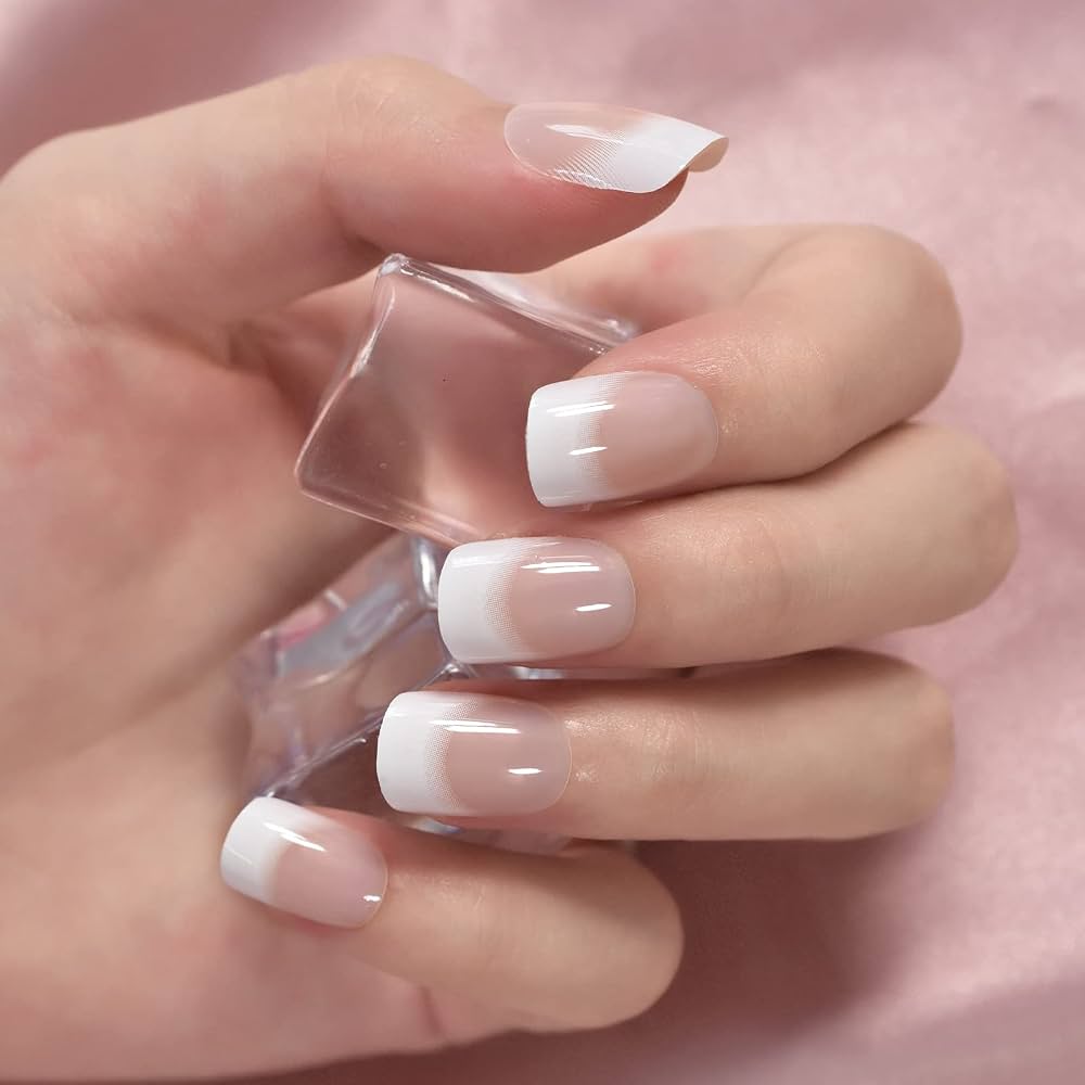 unhas curtas francesinha