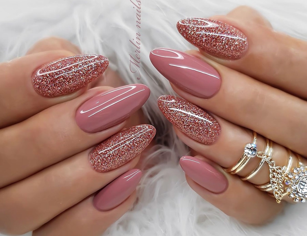 unhas de gel modernas