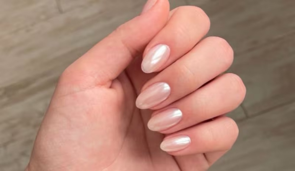 unhas peroladas