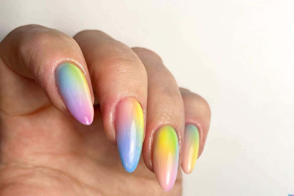 Unhas de gel delicadas